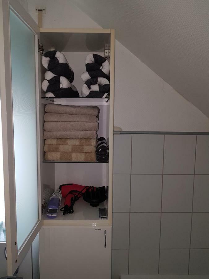 Ferien, Messewohnung In Der Nahe Des Uniklinikum Дюссельдорф Экстерьер фото